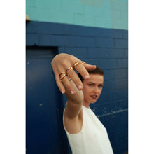 Load image into Gallery viewer, Esse Ring