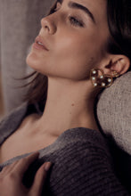 Load image into Gallery viewer, Heart Earrings